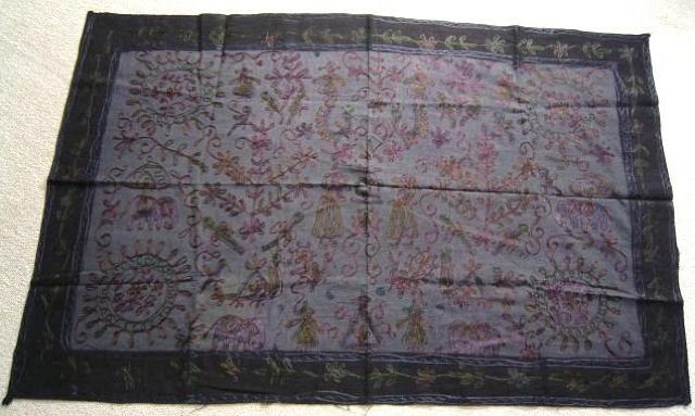 ☆即決☆刺繍テーブルクロス*グレー* < インテリア/ライフ  ☆即決☆刺繍テーブルクロス*グレー* < インテリア/ライフの