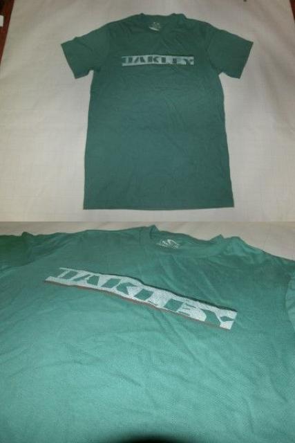 USA購入オークレー【OAKLEY】プリントTシャツUS Sグリーン 系 < ブランド  USA購入オークレー【OAKLEY】プリントTシャツUS Sグリーン 系 < ブランドの