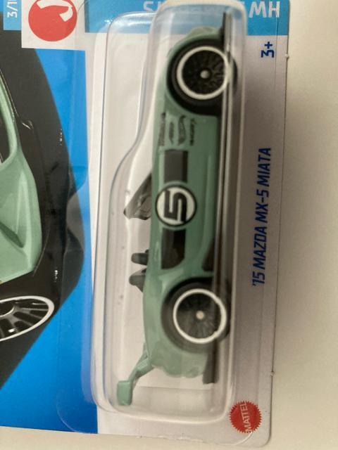 ホットウィール・15マツダMX-5ミアータ5番 (他も出品中) < ホビー  ホットウィール・15マツダMX-5ミアータ5番 (他も出品中) < ホビーの
