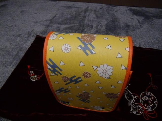 はんなり ランドセル型リュック 新品タグ付き ! 。 < 女性ファッション  はんなり ランドセル型リュック 新品タグ付き ! 。 < 女性ファッションの