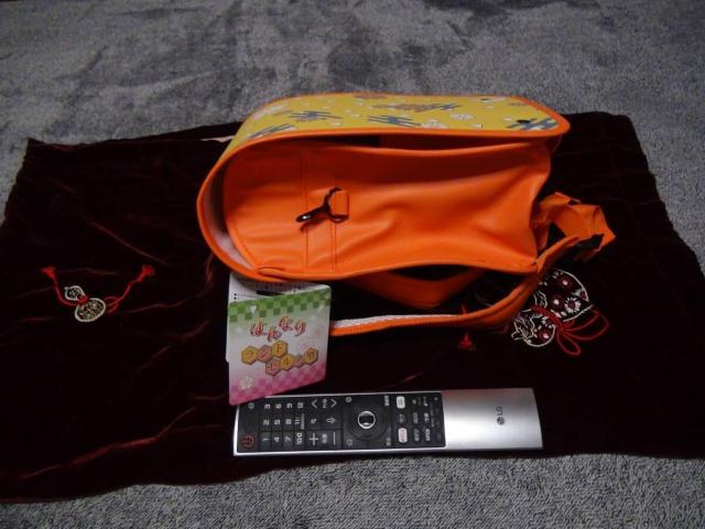 はんなり ランドセル型リュック 新品タグ付き ! 。 < 女性ファッション  はんなり ランドセル型リュック 新品タグ付き ! 。 < 女性ファッションの