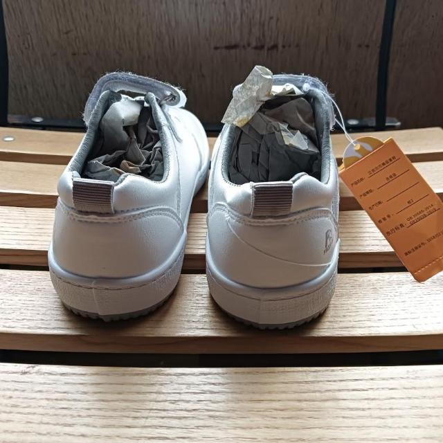 新品 18.5cm スニーカー ホワイト 子供靴 キッズ 靴 シューズ < キッズ/ベビー  新品 18.5cm スニーカー ホワイト 子供靴 キッズ 靴 シューズ < キッズ/ベビーの