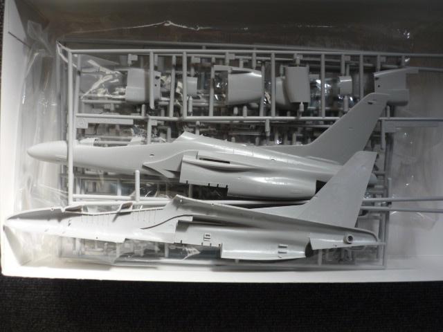 プラモデル「航空自衛隊 川崎T-4中等練習機」T2 < ホビー  プラモデル「航空自衛隊 川崎T-4中等練習機」T2 < ホビーの