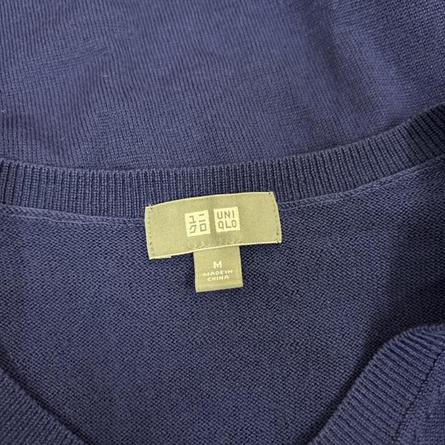 即決 UNIQLO ユニクロ エクストラファインメリノVネックセーター < ブランド  即決 UNIQLO ユニクロ エクストラファインメリノVネックセーター < ブランドの