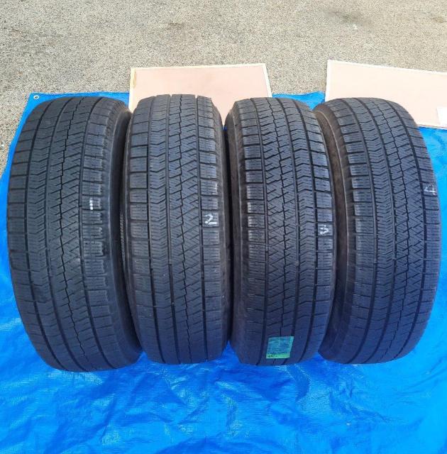 バリ溝 年式20 スタッドレス タイヤブリヂストン BLIZZAK VRX2 16インチ195/65R16 92Q タイヤのみ4本 < 自動車/バイク バリ溝 年式20 スタッドレス タイヤブリヂストン BLIZZAK VRX2 16インチ195/65R16 92Q タイヤのみ4本 < 自動車/バイク