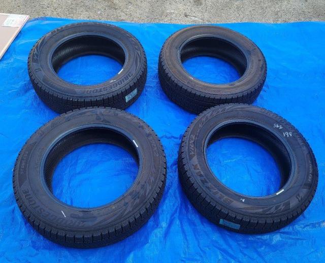 バリ溝 年式20 スタッドレス タイヤブリヂストン BLIZZAK VRX2 16インチ195/65R16 92Q タイヤのみ4本 < 自動車/バイク バリ溝 年式20 スタッドレス タイヤブリヂストン BLIZZAK VRX2 16インチ195/65R16 92Q タイヤのみ4本 < 自動車/バイク