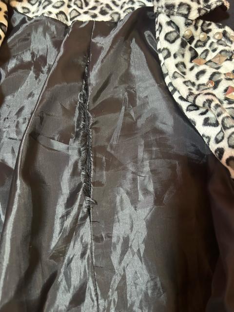 ブラック×ヒョウ柄 ロックテイスト ライダースジャケット☆ スタッズ チェーン パンク < 女性ファッション ブラック×ヒョウ柄 ロックテイスト ライダースジャケット☆ スタッズ チェーン パンク < 女性ファッションの