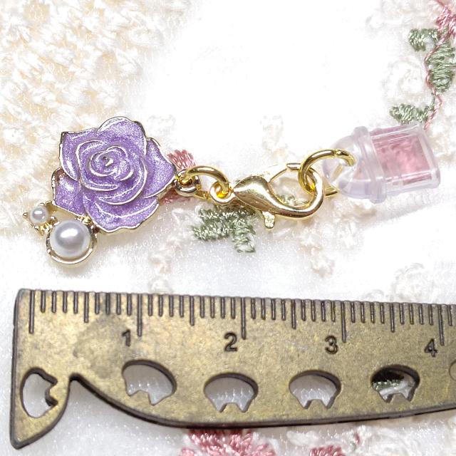 ハンドメイド☆コネクターキャップ☆type-C専用☆薔薇☆紫 < 女性ファッション ハンドメイド☆コネクターキャップ☆type-C専用☆薔薇☆紫 < 女性ファッションの