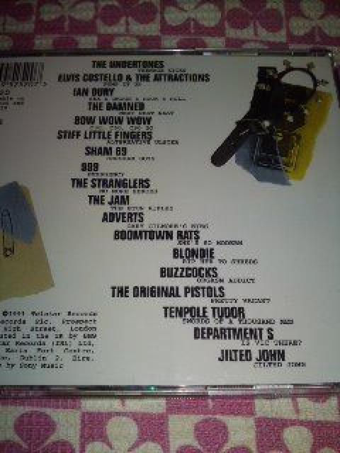 Punk��Disorderly 999 �_���h �V����69 �W���� �� CD/DVD/�r�f�I�� 