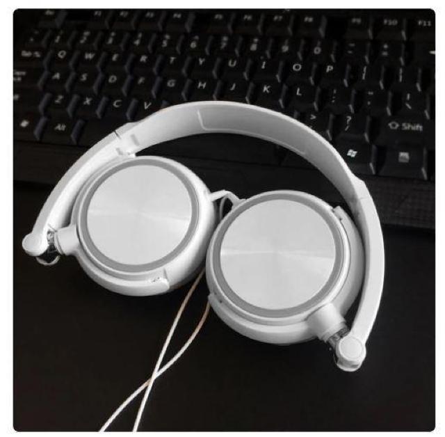 送料無料 未使用品 有線 ホワイト 白色 ヘッドフォン ヘッドセット ヘッドホン  130 < 家電/AV  送料無料 未使用品 有線 ホワイト 白色 ヘッドフォン ヘッドセット ヘッドホン  130 < 家電/AVの