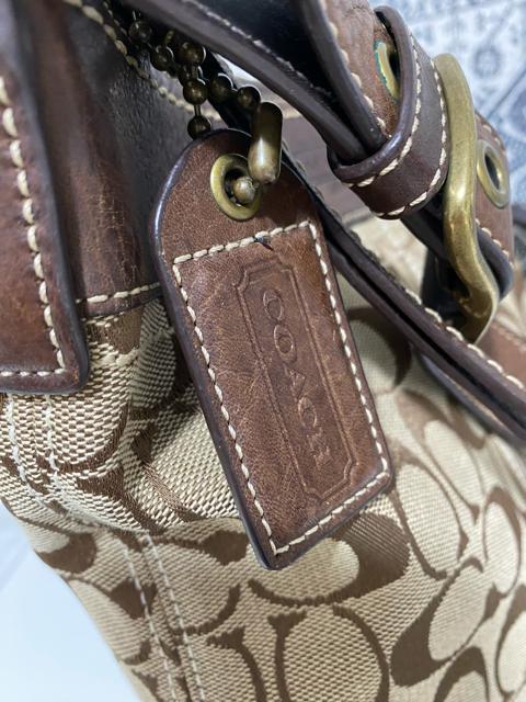 【美品】COACH コーチ シグネチャー ショルダーバッグ 斜め掛けかばん 茶色 < ブランド  【美品】COACH コーチ シグネチャー ショルダーバッグ 斜め掛けかばん 茶色 < ブランドの