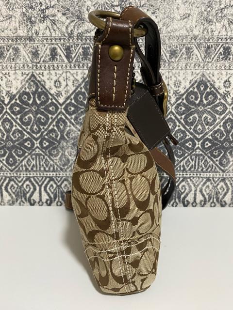 【美品】COACH コーチ シグネチャー ショルダーバッグ 斜め掛けかばん 茶色 < ブランド  【美品】COACH コーチ シグネチャー ショルダーバッグ 斜め掛けかばん 茶色 < ブランドの