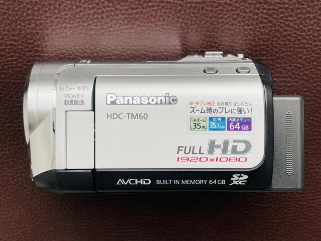 ■ハンディカメラ/三脚【Panasonic HDC-TM60/Velbon EX-440】良品■ < 家電/AV ■ハンディカメラ/三脚【Panasonic HDC-TM60/Velbon EX-440】良品■ < 家電/AVの