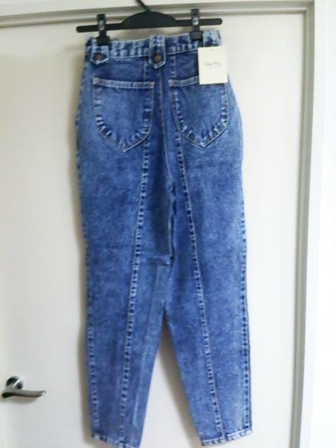 新品 デニム ジーパン ビンテージ ダメージ加工 日本製 ジーンズパンツ < 女性ファッション 新品 デニム ジーパン ビンテージ ダメージ加工 日本製 ジーンズパンツ < 女性ファッションの