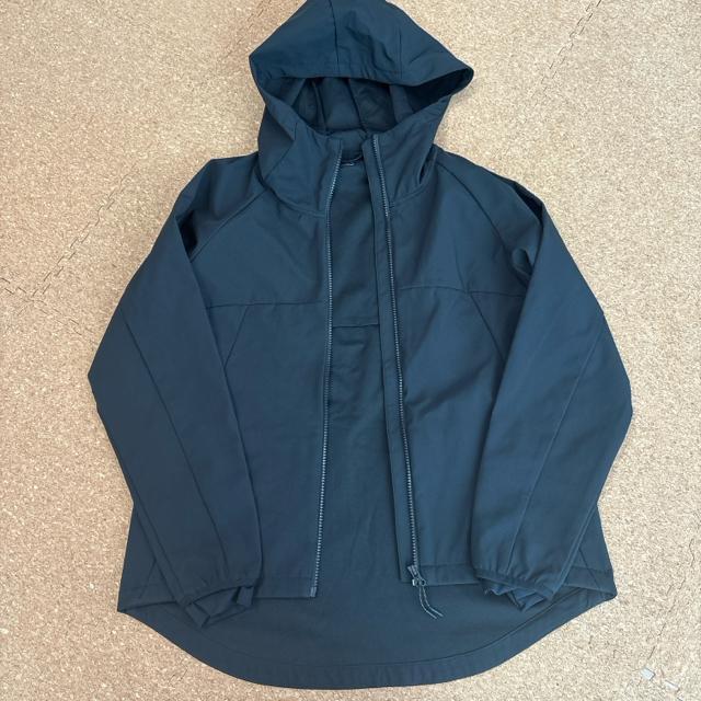 Mサイズ 長袖マウンテンパーカー フィッシュテールジャンパー ティゴラTIGORA 黒 防風 < 女性ファッション  Mサイズ 長袖マウンテンパーカー フィッシュテールジャンパー ティゴラTIGORA 黒 防風 < 女性ファッションの