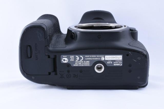 Canon EOS 70D + BG-E14 obe[Obv EF 80-200mm f4.5-5.6@YZbg  Ɠd/AV 