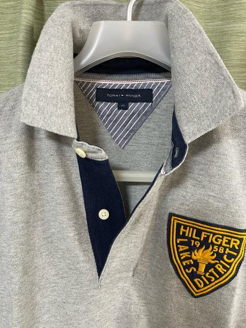 トミーヒルフィガーTOMMY HILFIGERコットンワッペン半袖ポロシャツ アメカジサーフミリタリービジネススーツMグレーゴルフ < 男性ファッション トミーヒルフィガーTOMMY HILFIGERコットンワッペン半袖ポロシャツ アメカジサーフミリタリービジネススーツMグレーゴルフ < 男性ファッションの