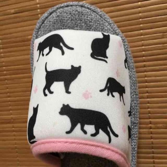 黒猫シルエット&肉球柄厚底スリッパ。 < インテリア/ライフ 黒猫シルエット&肉球柄厚底スリッパ。 < インテリア/ライフの