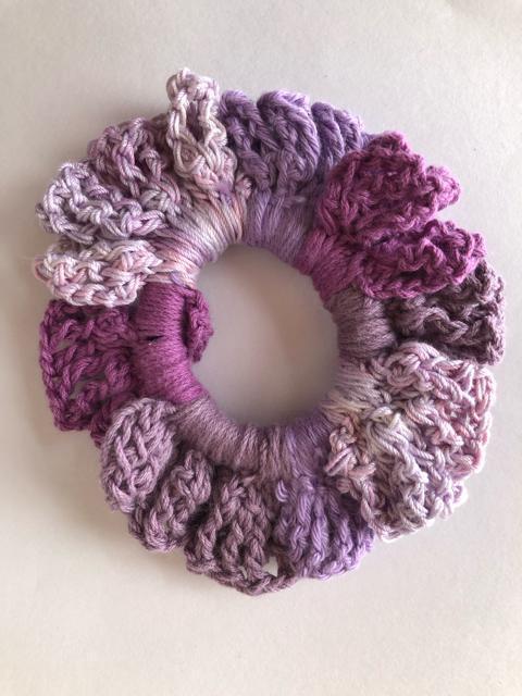 ハンドメイド シュシュ パープル グラデーションカラー < 女性ファッション  ハンドメイド シュシュ パープル グラデーションカラー < 女性ファッションの