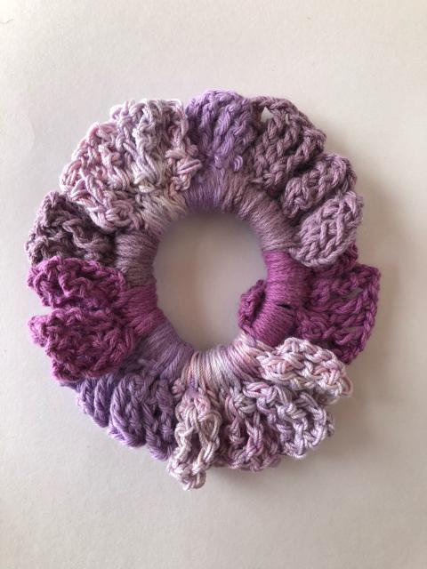 ハンドメイド シュシュ パープル グラデーションカラー < 女性ファッション  ハンドメイド シュシュ パープル グラデーションカラー < 女性ファッションの