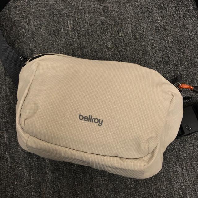  bellroy {fBobO  jt@bV 