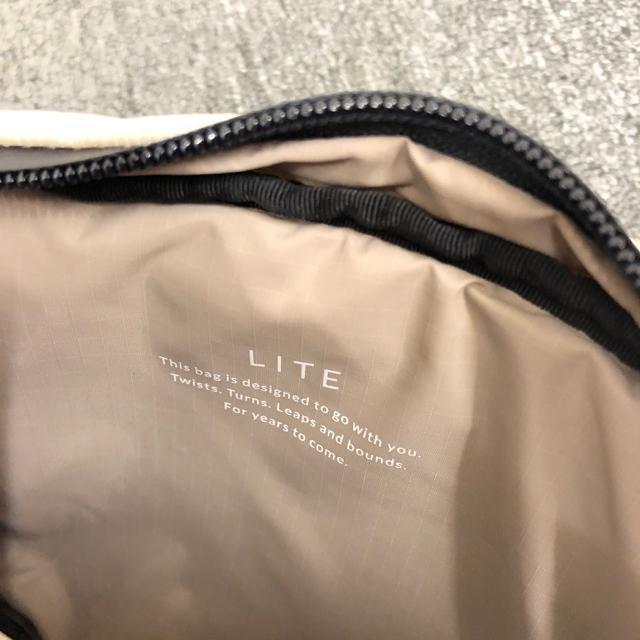  bellroy {fBobO  jt@bV 