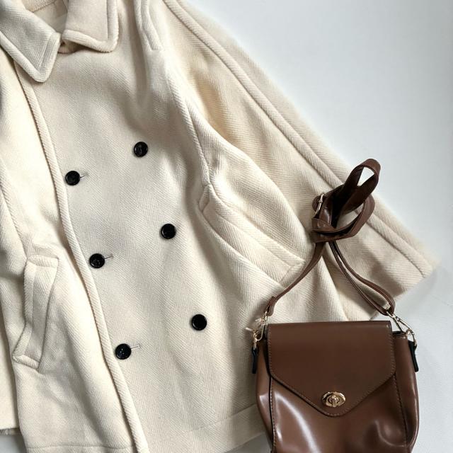 ◆美品◆24AW◆ギャルリーヴィー◆ウールピーコート◆アイボリー◆M < 女性ファッション ◆美品◆24AW◆ギャルリーヴィー◆ウールピーコート◆アイボリー◆M < 女性ファッションの