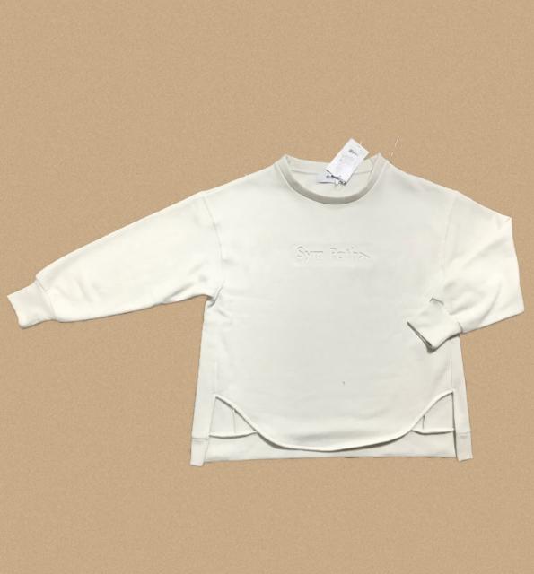 AZULmoussy〓スエットプルオーバー〓エンボスロゴ無地オフ白〓新品〓 < ブランド AZULmoussy〓スエットプルオーバー〓エンボスロゴ無地オフ白〓新品〓 < ブランドの