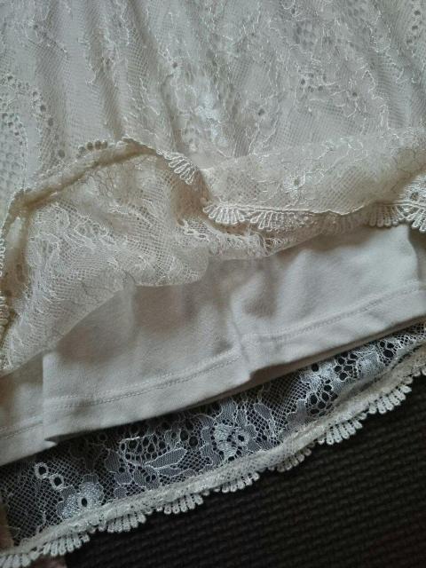 anySiS☆重ねレースデザインカットソー★パール☆シフォンフリル袖☆ < ブランド anySiS☆重ねレースデザインカットソー★パール☆シフォンフリル袖☆ < ブランドの