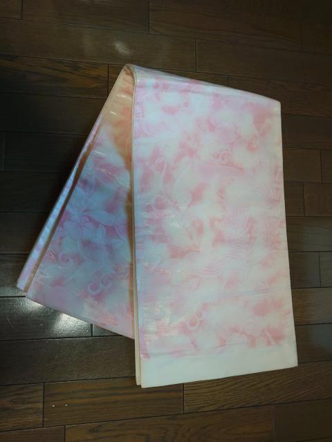 未使用タグ付き、袋帯、六通、芯なし、白に薄ピンク柄 < 女性ファッション  未使用タグ付き、袋帯、六通、芯なし、白に薄ピンク柄  < 女性ファッションの