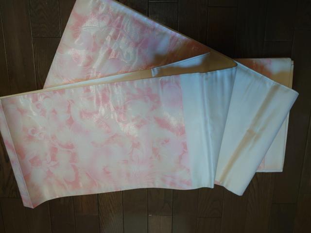 未使用タグ付き、袋帯、六通、芯なし、白に薄ピンク柄 < 女性ファッション  未使用タグ付き、袋帯、六通、芯なし、白に薄ピンク柄 < 女性ファッションの