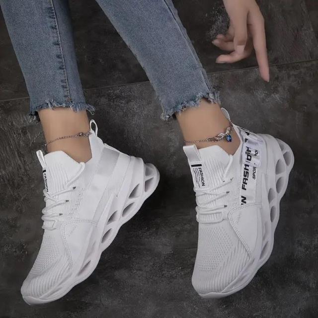 ����������1990�~�������̃\���b�h�J���[�̃j�b�g�X�j�[�J�[�A���[�X�A�b�v�\�t�g�\�[���v���b�g�t�H�[���V���[�Y�i���{�T�C�Y24�j��