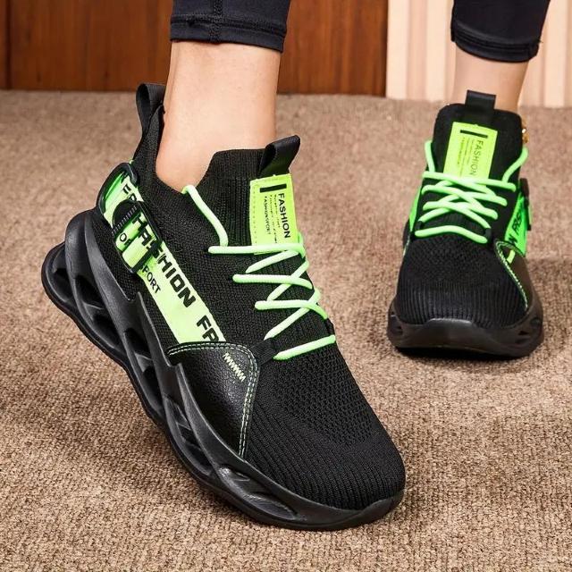 ����������1990�~�������̃\���b�h�J���[�̃j�b�g�X�j�[�J�[�A���[�X�A�b�v�\�t�g�\�[���v���b�g�t�H�[���V���[�Y�i���{�T�C�Y24�j��