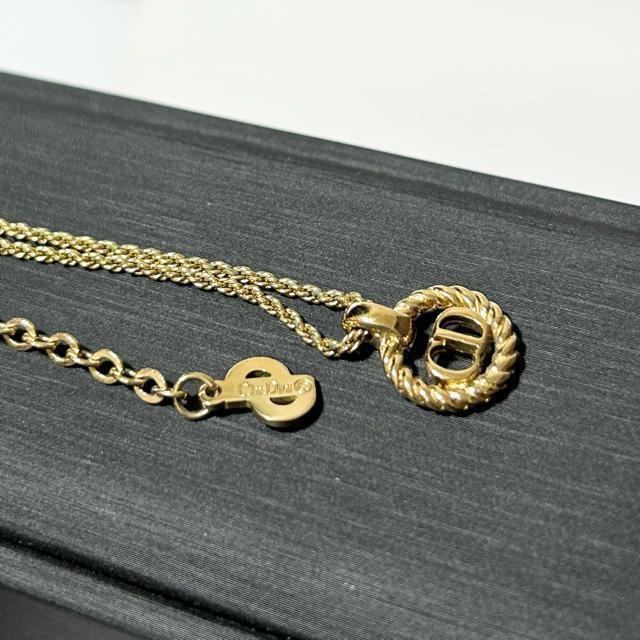 i ChristianDior fBI[ CD S lbNX y_h S[h  uh 