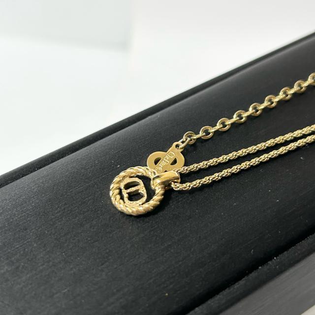 i ChristianDior fBI[ CD S lbNX y_h S[h  uh 