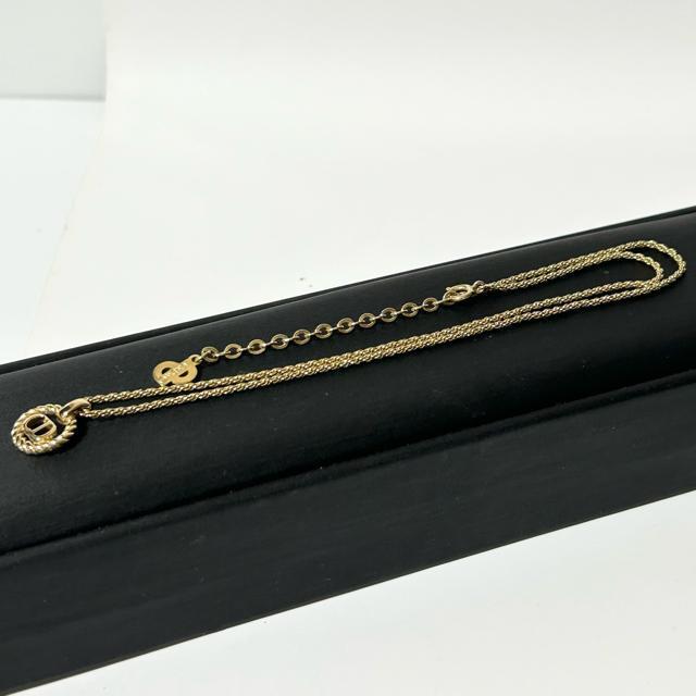 i ChristianDior fBI[ CD S lbNX y_h S[h  uh 