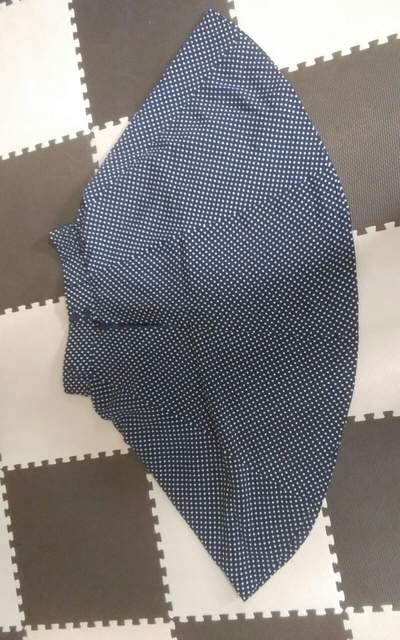 美品 膝上丈フレアースカート ネイビーに白のドット Lサイズ < 女性ファッション  美品 膝上丈フレアースカート ネイビーに白のドット Lサイズ < 女性ファッションの