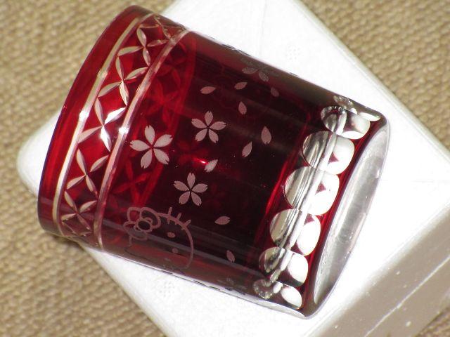 未使用☆ハローキティ*桜舞う切子グラス(赤)単品 < インテリア/ライフ 未使用☆ハローキティ*桜舞う切子グラス(赤)単品 < インテリア/ライフの
