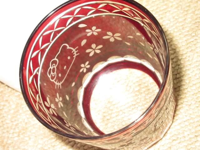 未使用☆ハローキティ*桜舞う切子グラス(赤)単品 < インテリア/ライフ 未使用☆ハローキティ*桜舞う切子グラス(赤)単品 < インテリア/ライフの