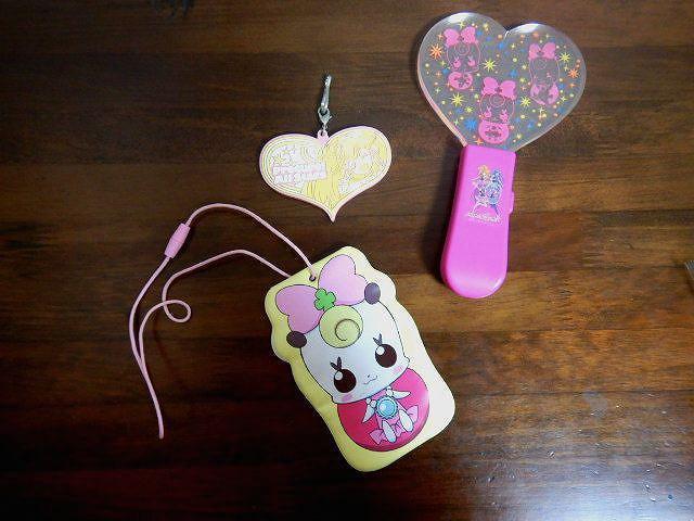 ◆プリキュア パスケース キーホルダー ライト おもちゃ 3点セット 中古品 < ホビー  ◆プリキュア パスケース キーホルダー ライト おもちゃ 3点セット 中古品  < ホビーの