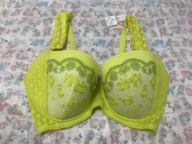 Vi@AX^C gv   uW[G75  t@bV 