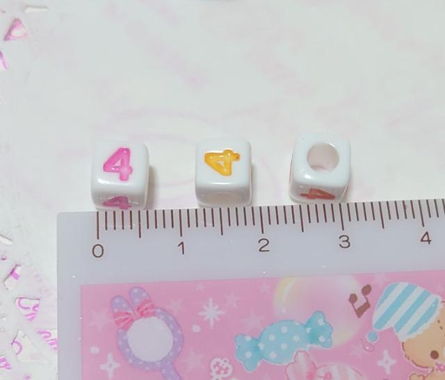 ★ハンドメイド素材★数字キューブビーズ【4】9個 < ペット/手芸/園芸  ★ハンドメイド素材★数字キューブビーズ【4】9個 < ペット/手芸/園芸の