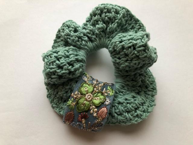 ハンドメイド 二重シュシュ グリーン コットン インドレース < 女性ファッション  ハンドメイド 二重シュシュ グリーン コットン インドレース  < 女性ファッションの