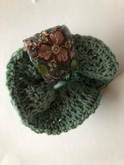 ハンドメイド 二重シュシュ グリーン コットン インドレース < 女性ファッション  ハンドメイド 二重シュシュ グリーン コットン インドレース < 女性ファッションの