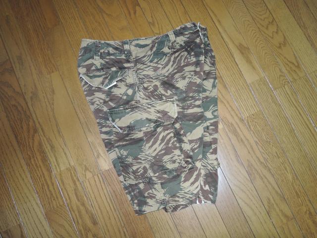 A BATHING APE アベイシングエイプ カモフラ柄 6ポケカーゴ ショーツ S 迷彩 ハーフパンツ < ブランド A BATHING APE アベイシングエイプ カモフラ柄 6ポケカーゴ ショーツ S 迷彩 ハーフパンツ < ブランドの