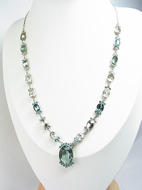 500円スタ【正規品・難有】SWAROVSKI スワロフスキー クリスタルネックレス(スワン刻印/装飾欠落あり) < ブランド 500円スタ【正規品・難有】SWAROVSKI スワロフスキー クリスタルネックレス(スワン刻印/装飾欠落あり) < ブランドの