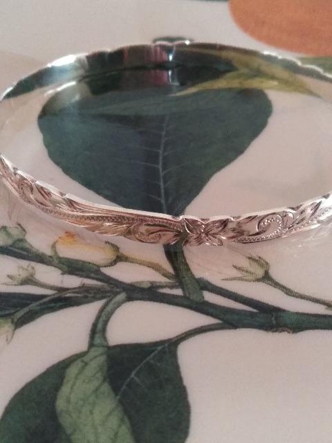 シルバー925 ハワイアンバングル レタパライト込み < 女性アクセサリー/時計 シルバー925 ハワイアンバングル レタパライト込み < 女性アクセサリー/時計の