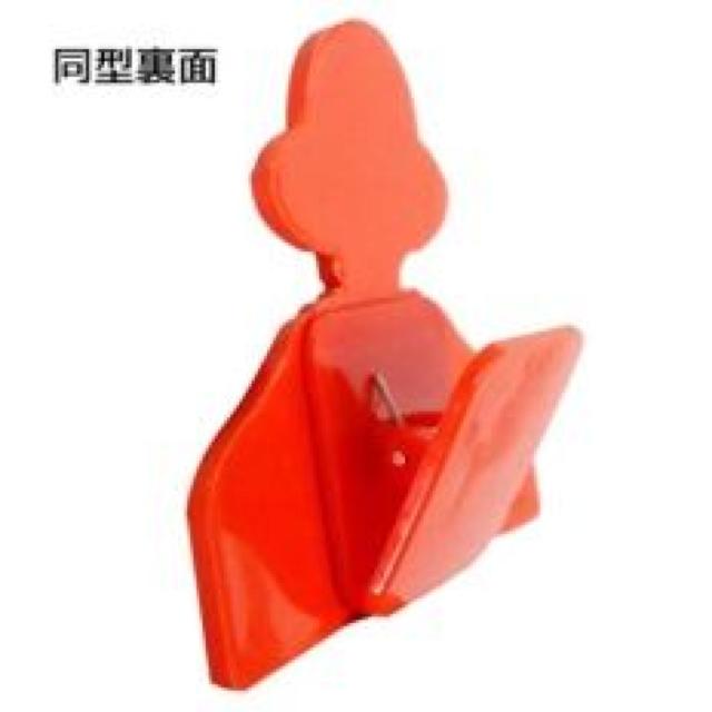 【ワンピース.ロー】レシート.書類挟み.お菓子に♪ラバークリップ 両面テープ付 < アニメ/コミック/キャラクター  【ワンピース.ロー】レシート.書類挟み.お菓子に♪ラバークリップ 両面テープ付 < アニメ/コミック/キャラクターの