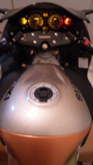 デアゴスティーニ 隼 ハヤブサ 完成品 1/4 < ホビー  デアゴスティーニ 隼 ハヤブサ 完成品 1/4 < ホビーの