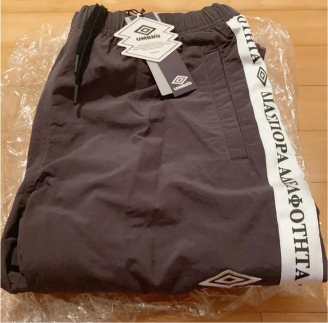 UMBRO × Diaspora Side Tape Pants L パンツ アンブロ < ブランド  UMBRO × Diaspora Side Tape Pants L パンツ アンブロ < ブランドの